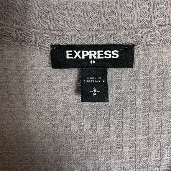 Express Top - Picture 3 of 3